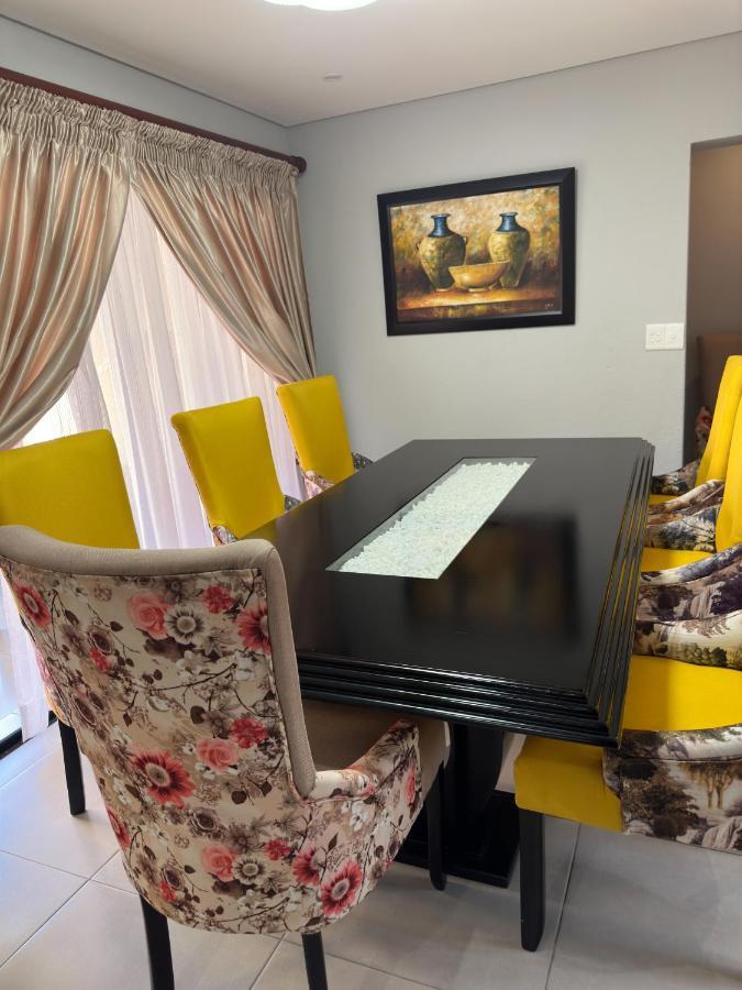 Gardens Villa Mbombela ภายนอก รูปภาพ