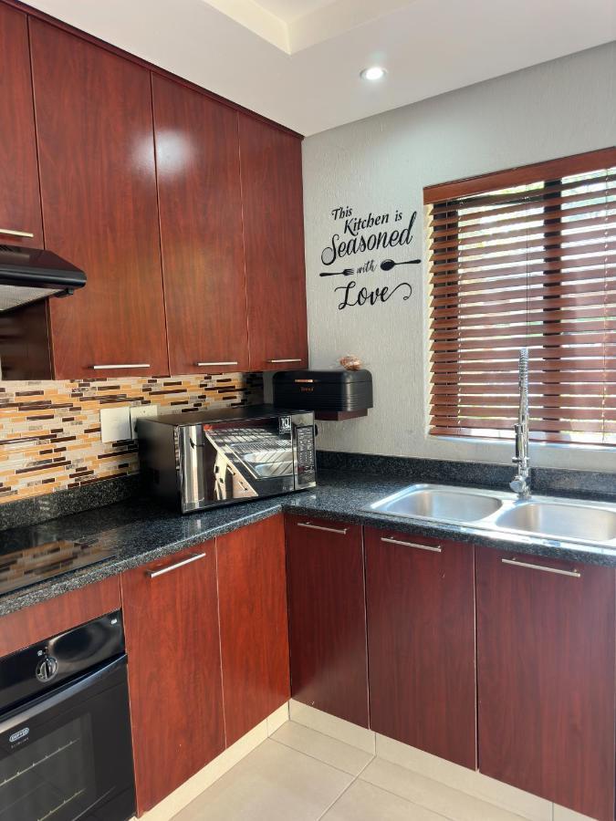 Gardens Villa Mbombela ภายนอก รูปภาพ